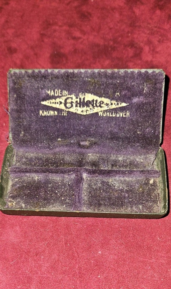 Vintage Gillette Safety Razor with Case