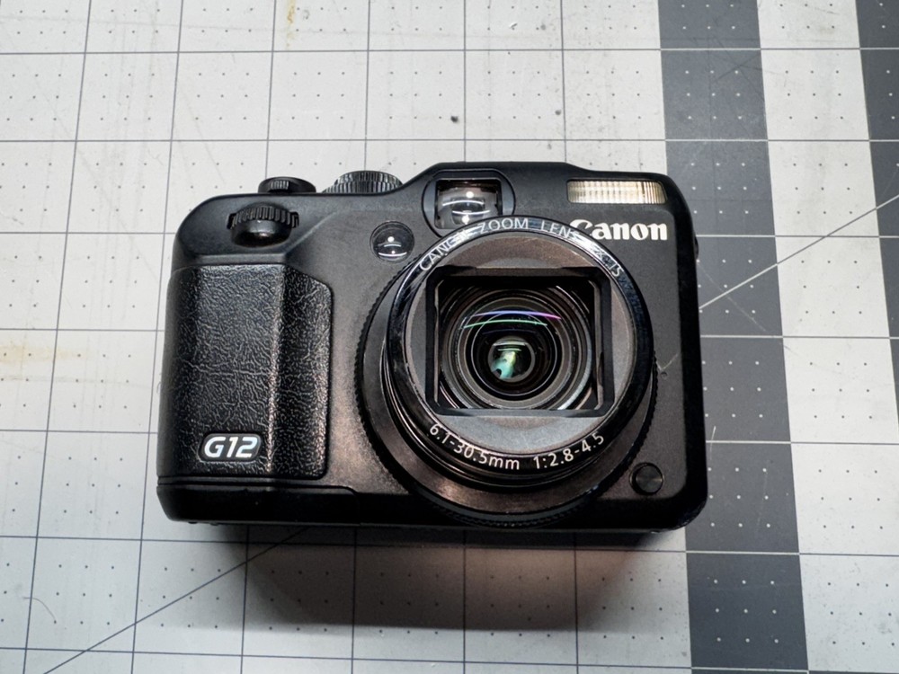 Canon PowerShot G12 10MP Digital Camera (read)