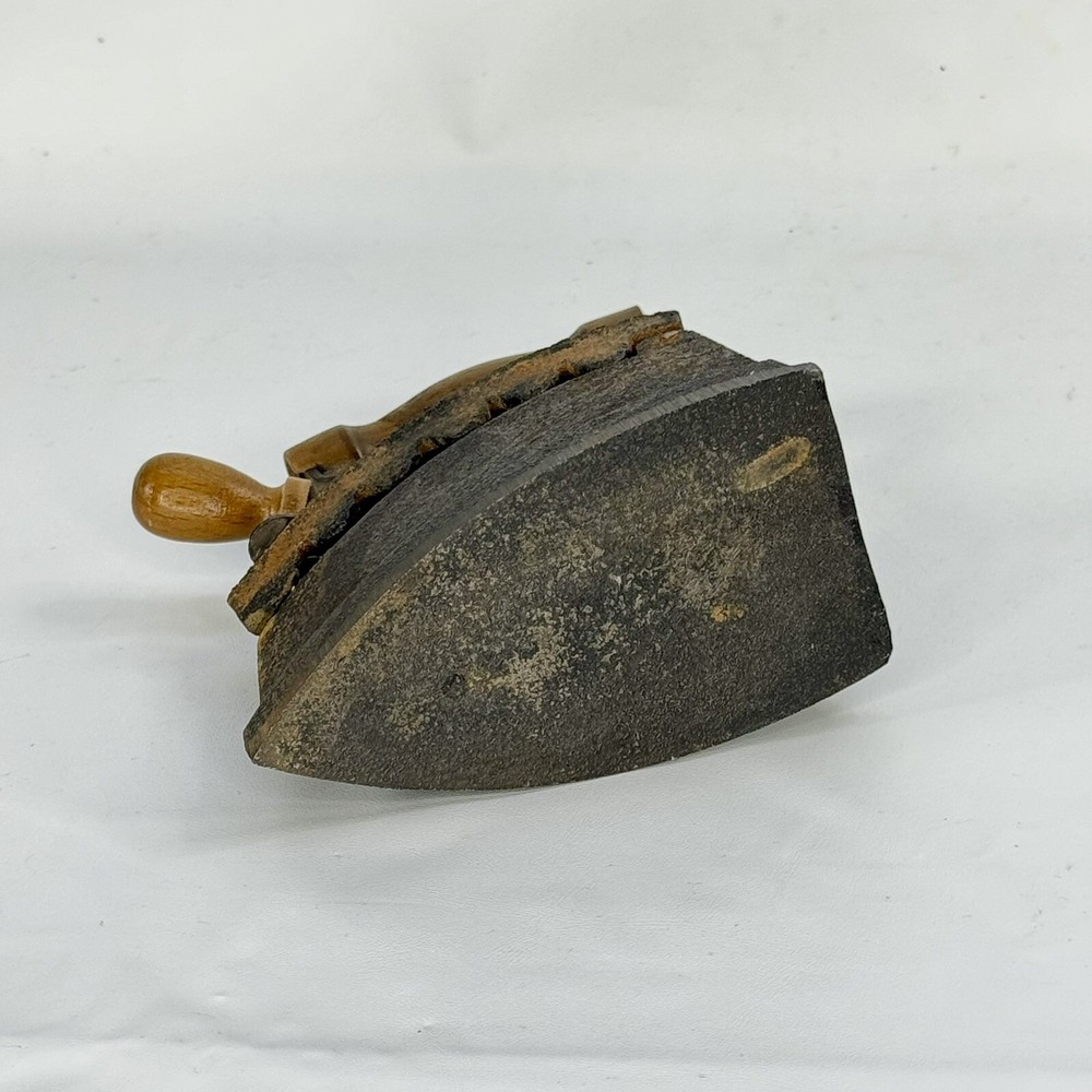 Vintage Mini 4” Cast Iron Sad Coal Fired Clothes Press Iron
