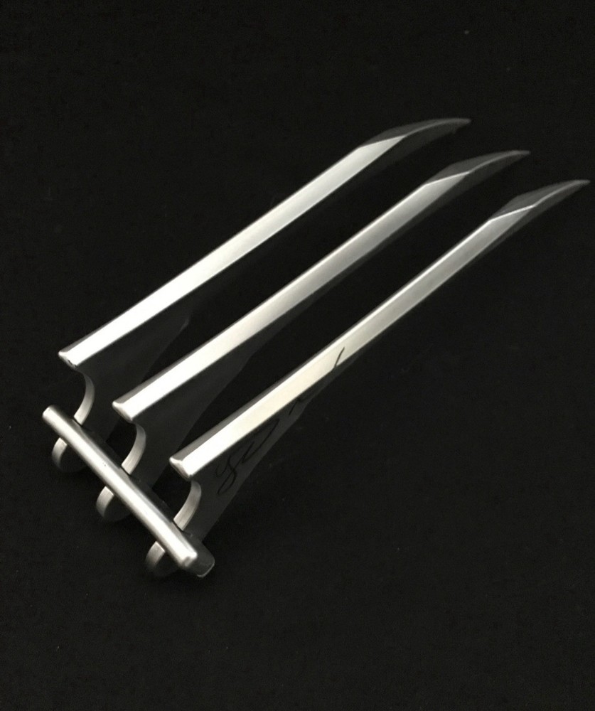 Hugh Jackman Signed Plastic Wolverine Claws w/COA