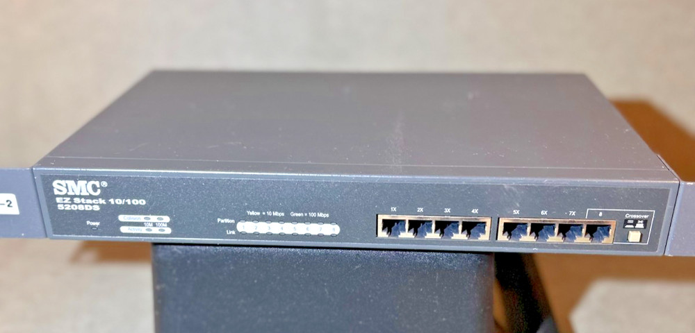 SMC EZ STACK 10/100 5208DS