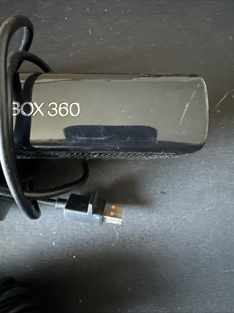 Microsoft Xbox 360 Kinect Sensor With Cables