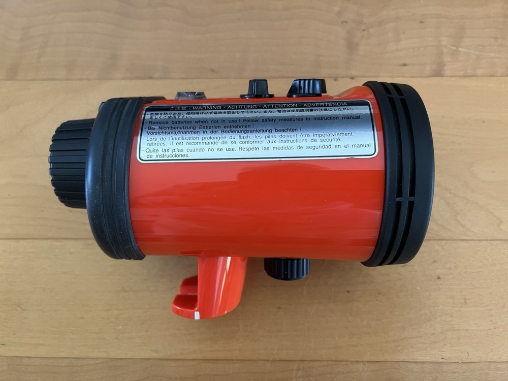 Nikons SB 105 Underwater Strobe