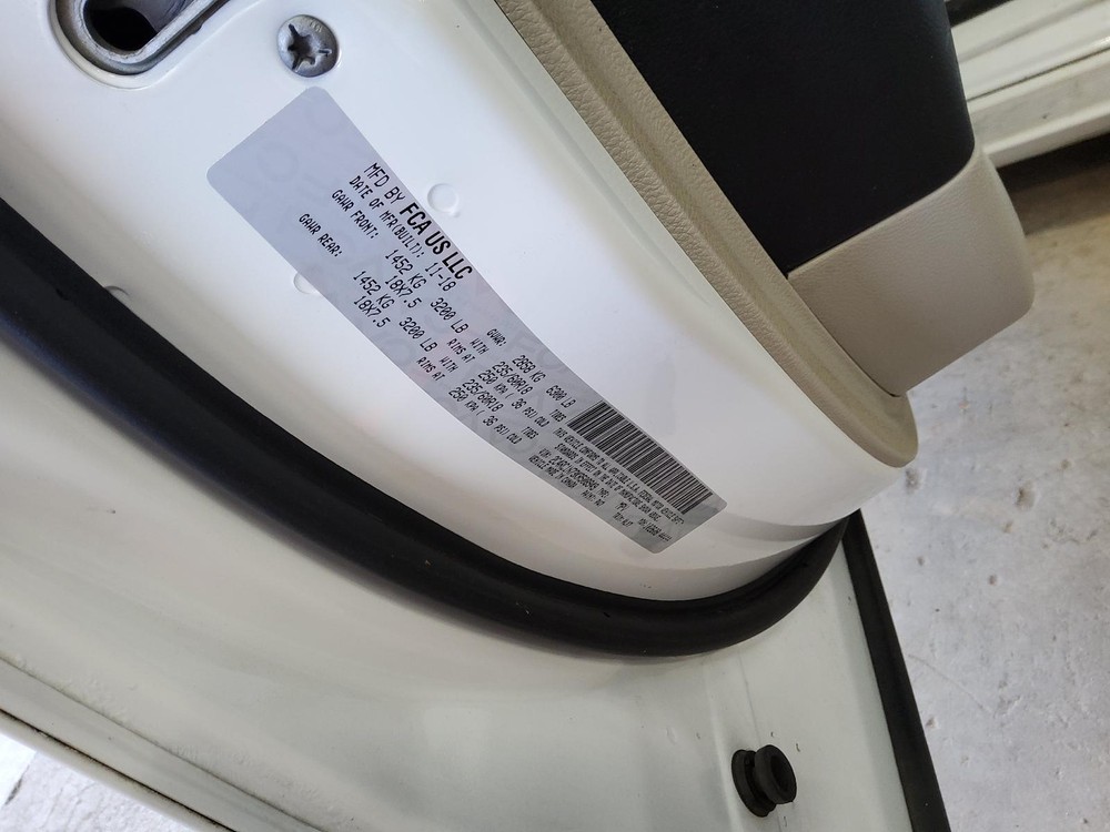 Used A/C Selector Switch fits: 2019 Chrysler Pacifica rear Grade A