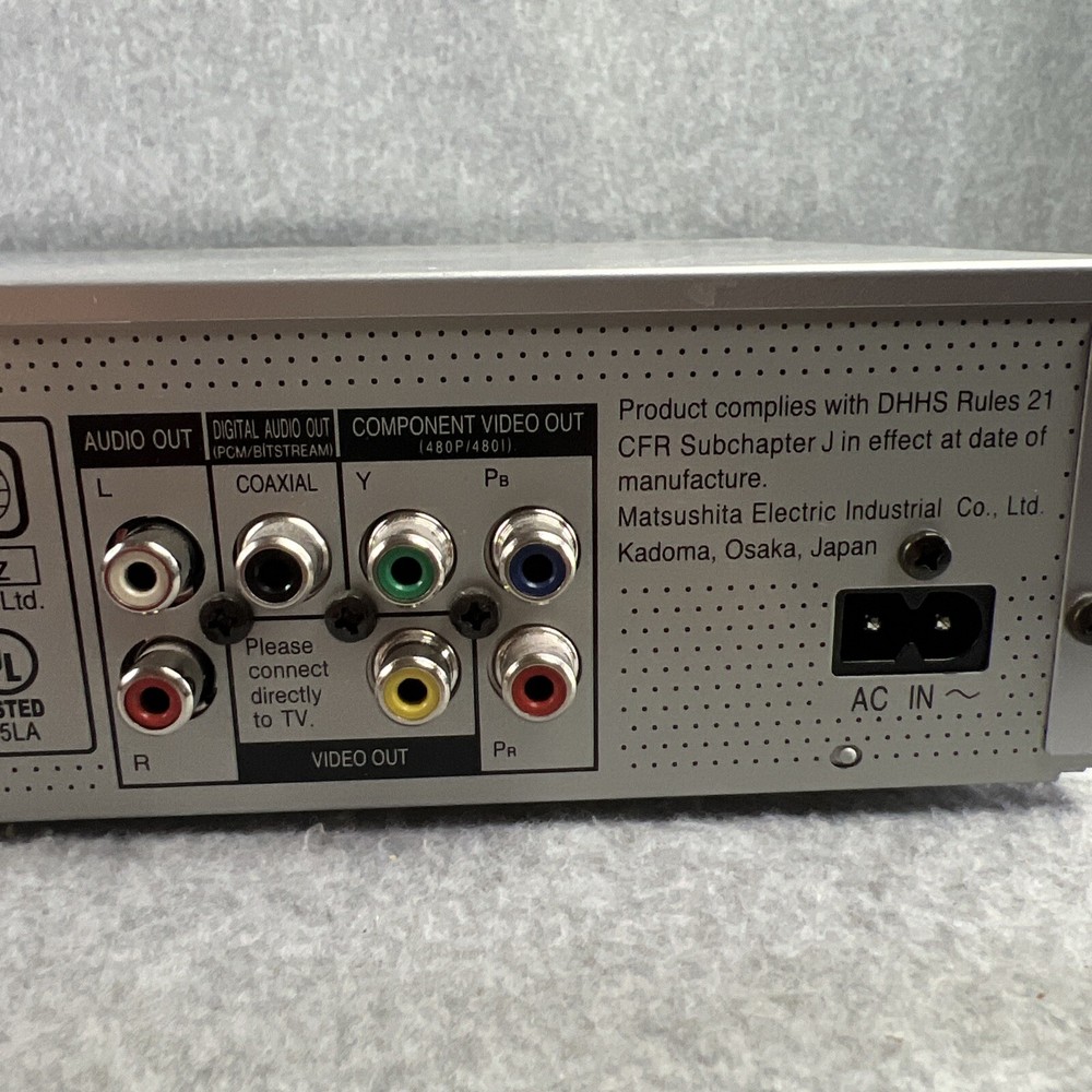 Panasonic DVD/CD Player S25 Progressive Scan Silver with Remote + A/V Chord
