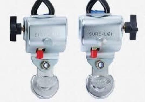 AL700 TITAN Series Retractors