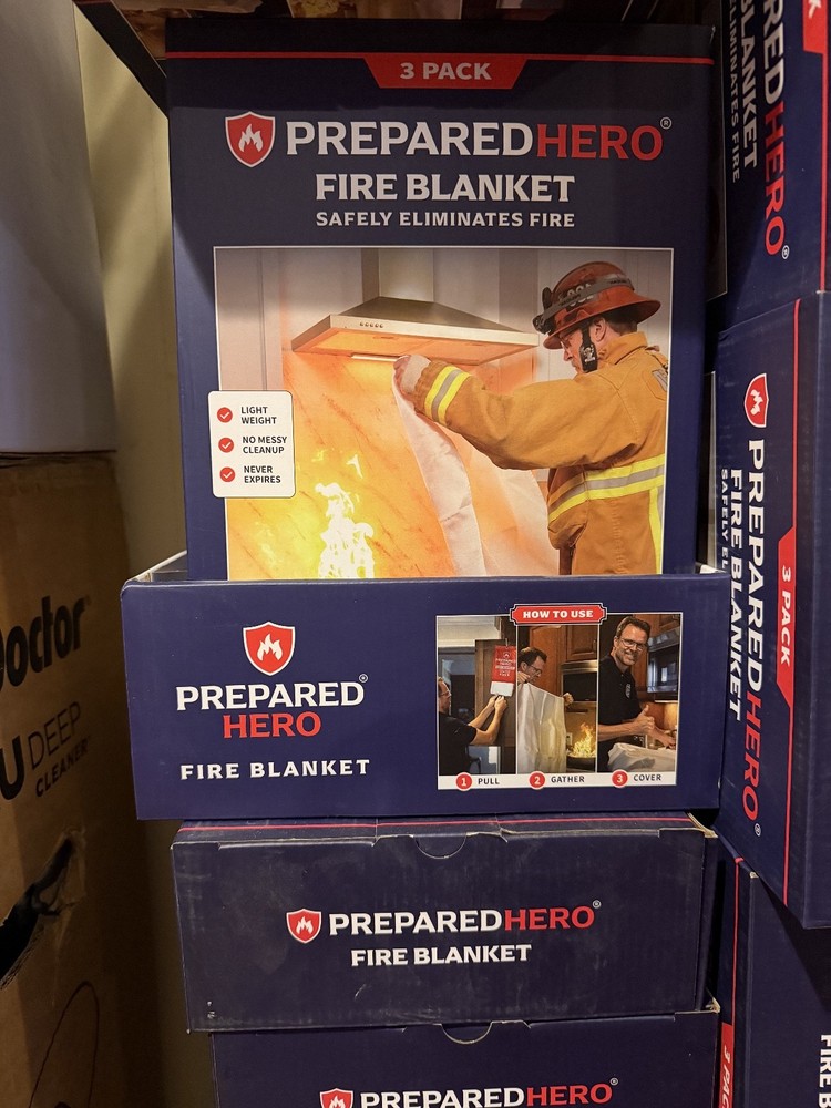 PREPARED HERO Emergency Fire Blanket (3-Pack) FBMD-RD-R3