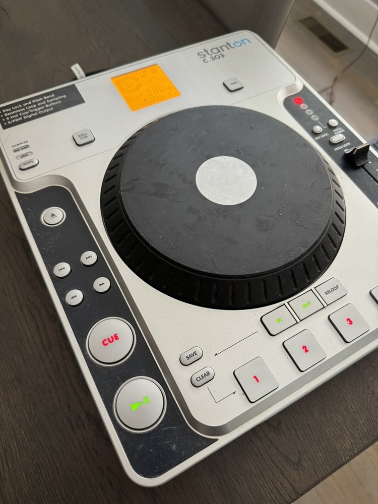 Stanton C.303 CD Turntable Mixer