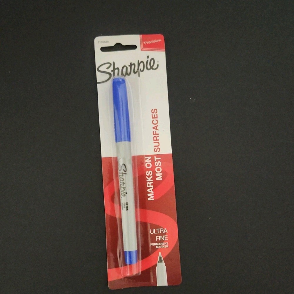 Blue Sharpie Fine Point Permanent Marker  1 count  NEW