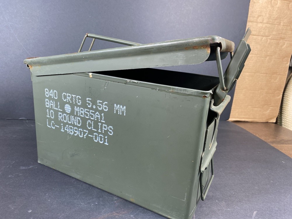 ARMY METAL AMMO BOX “empty”