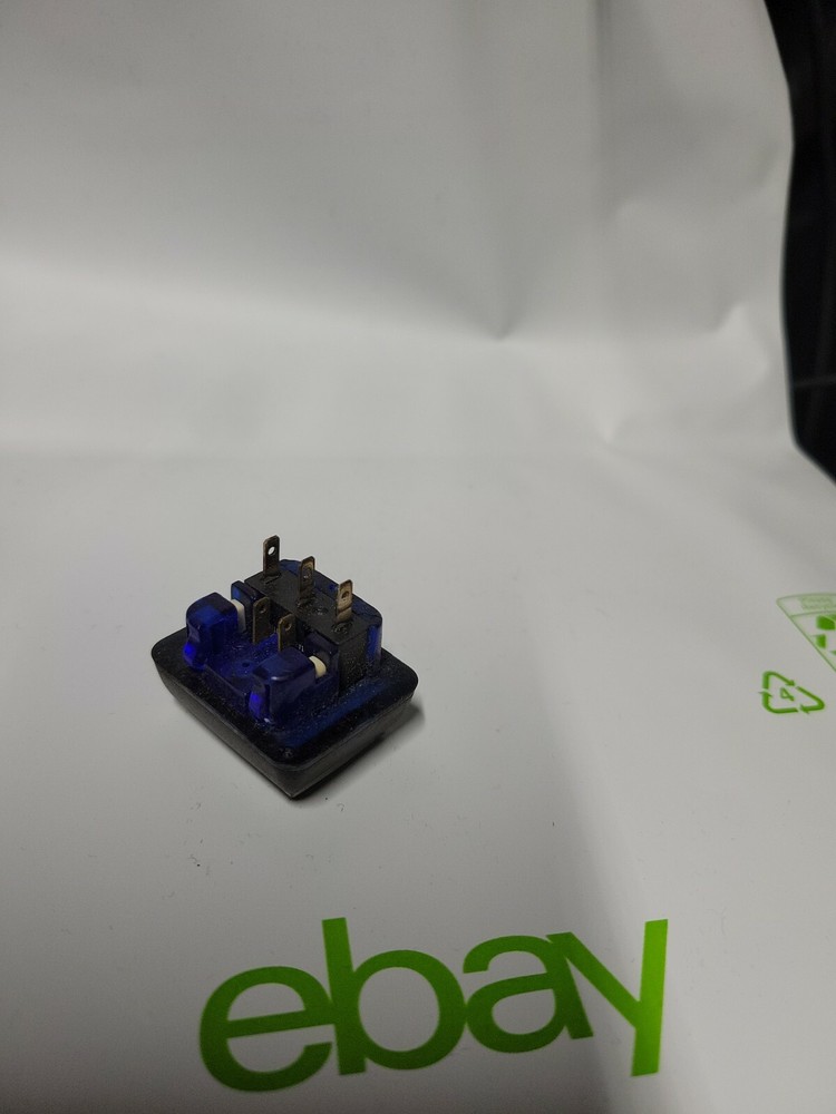 Bally Alpha Play 5 Lines Button Rectangular 32mm x 26mm 5E4 Cherry