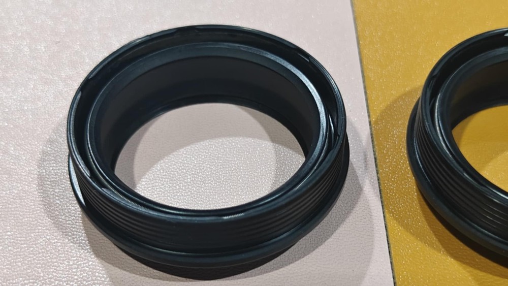 Bos idylle MTB fork Wiper 37