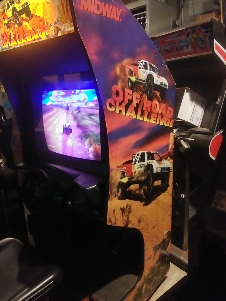 arcade machine by MIDWAY