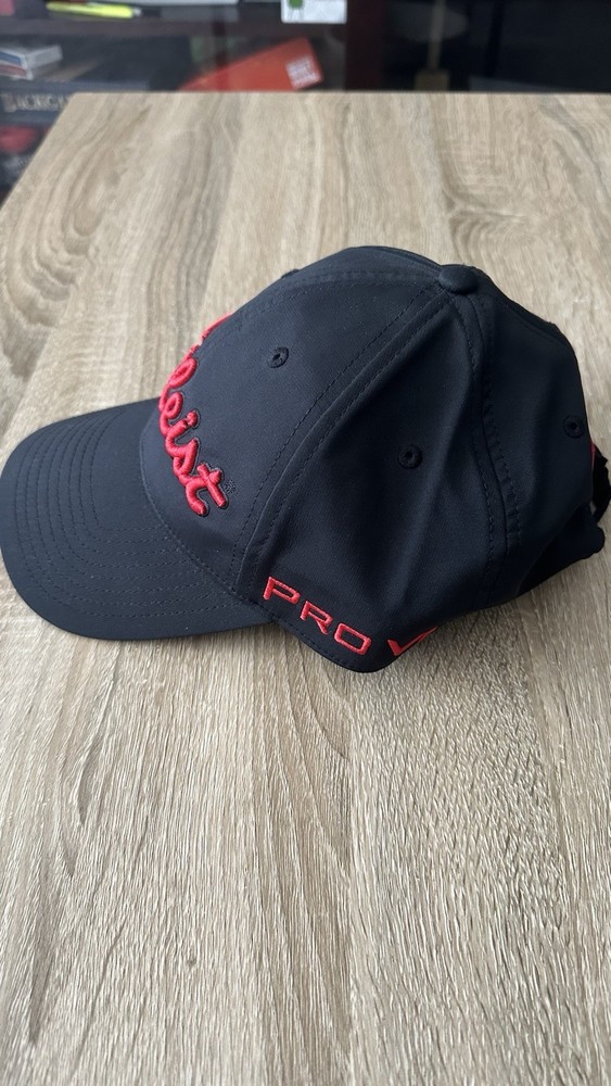 Titleist Black And Red Hat