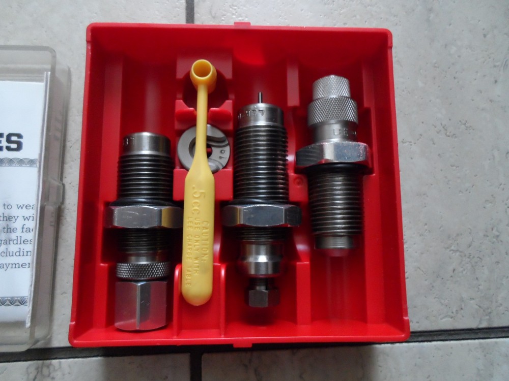 Lee Reloading 3 Die Carbide Set .40 Caliber Smith & Wesson 90799