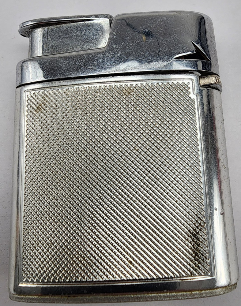 Vintage Ronson Varaflame Chrome Lighter Silver Textured Pattern Mid-Century