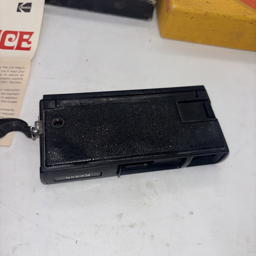 Kodak Pocket Instamatic 20 Camera with Box