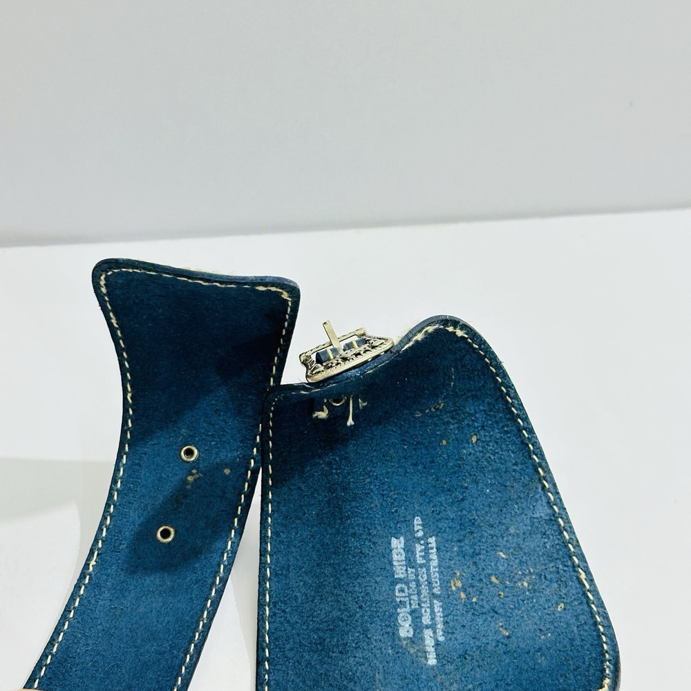 Solid Hide Blue Leather Belt by Baxter Holdings Vintage size 30 Floral Buckle