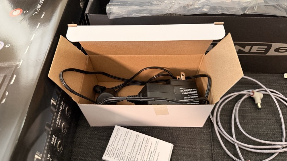 Line 6 HX Stomp XL Guitar Floor Processor With Box -Excellent