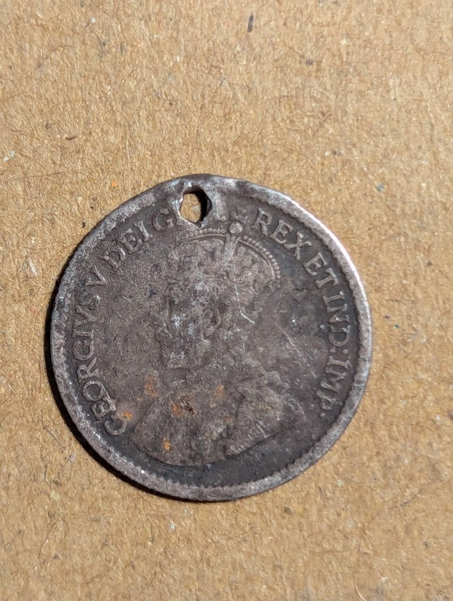 1914 Canada 5 Cents Silver(Holed)