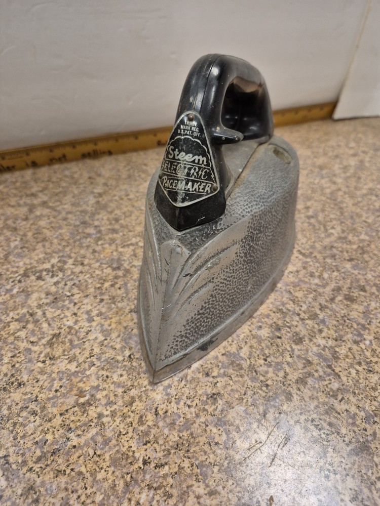 Vintage Steem Electric Pace Maker Iron