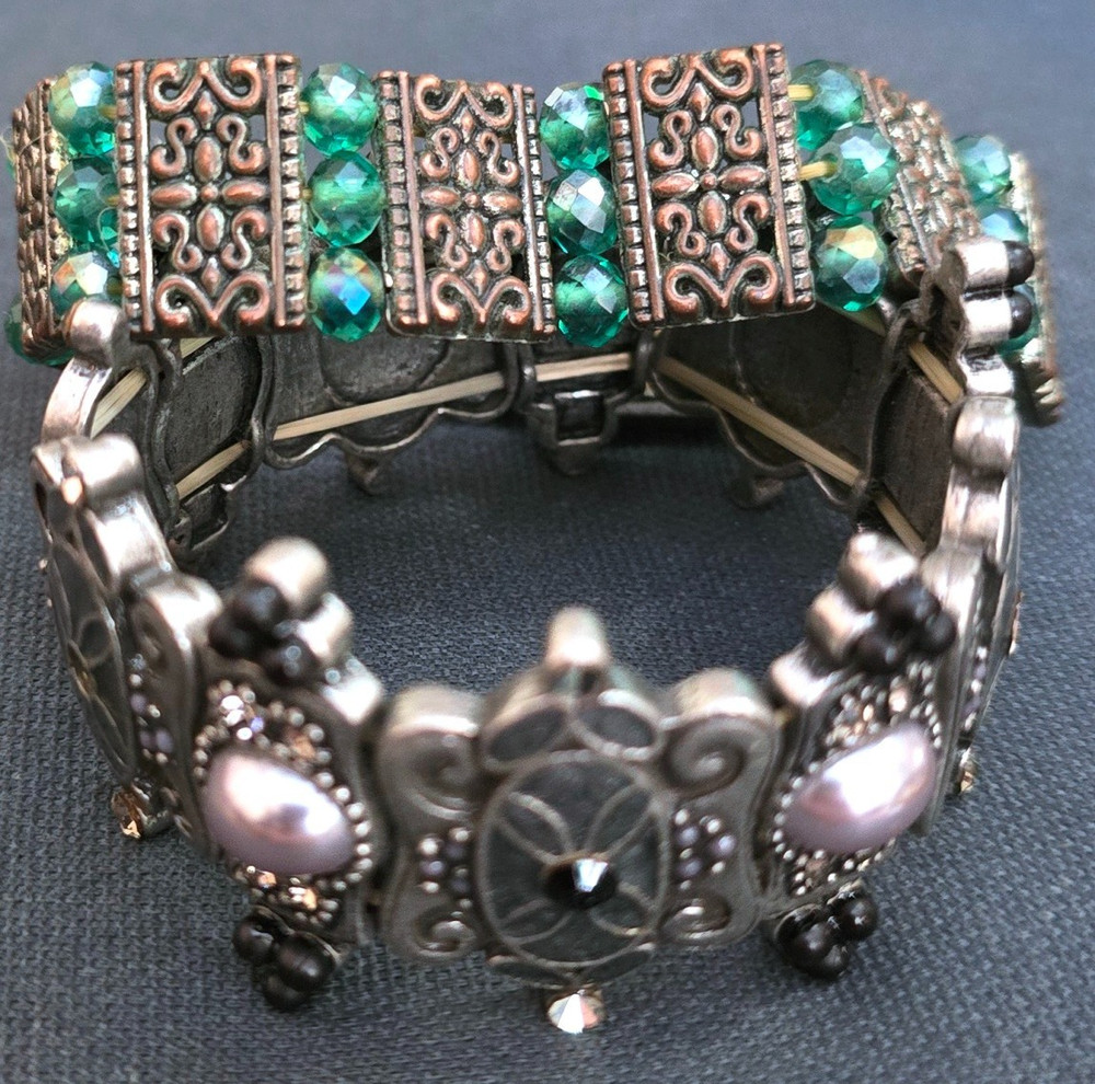 Stylish 4pc Lot Stretch Bracelets