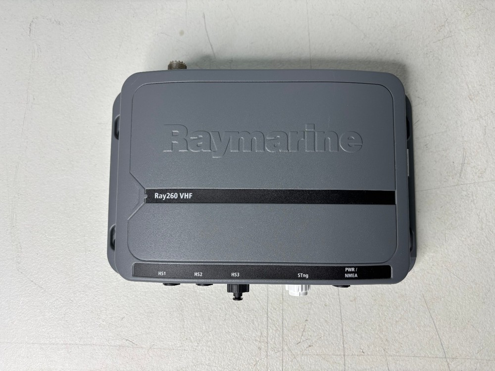 Raymarine RAY260 E70087 Black Box DSC Marine VHF Transceiver
