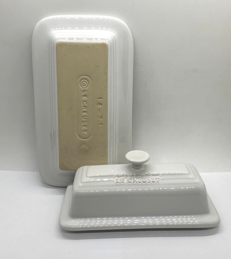 Le Creuset Butter Dish White Stoneware Rectangular Dish Retired (READ)