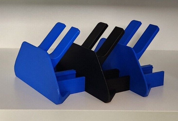 Retro Fighters Defender Next-Gen PS1, PS2, PS3 Controller Stand - 3d printed