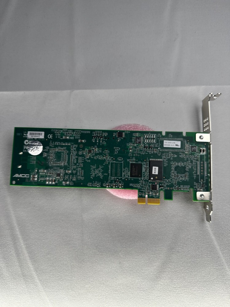 AMCC 9650SE-2LP 2-Port SATA PCIe RAID Controller Full Height Bracket Installed