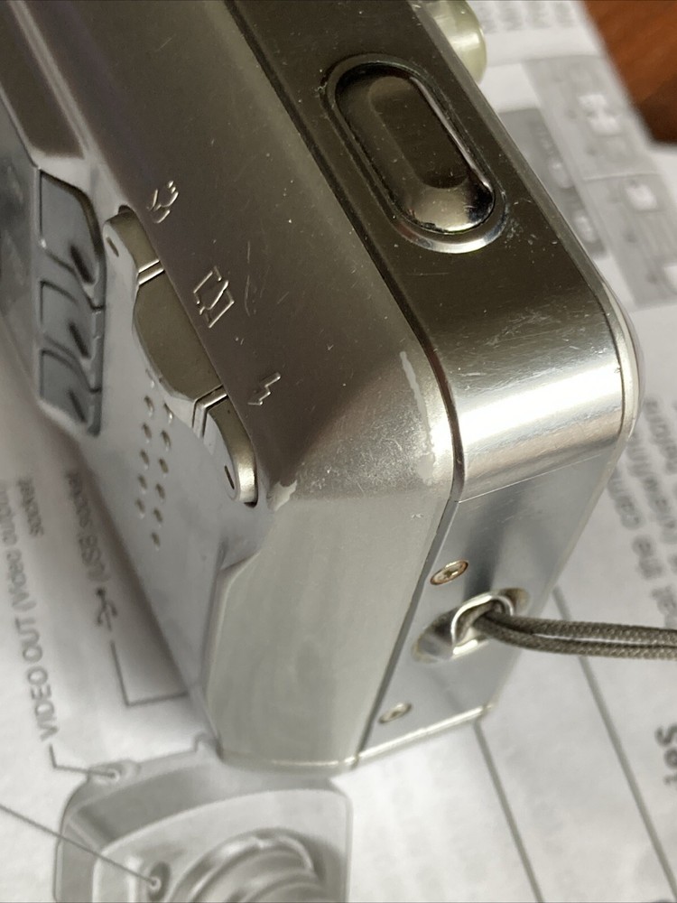 Fujifilm Digital Camera FinePix A330 3.2MP Silver Tested