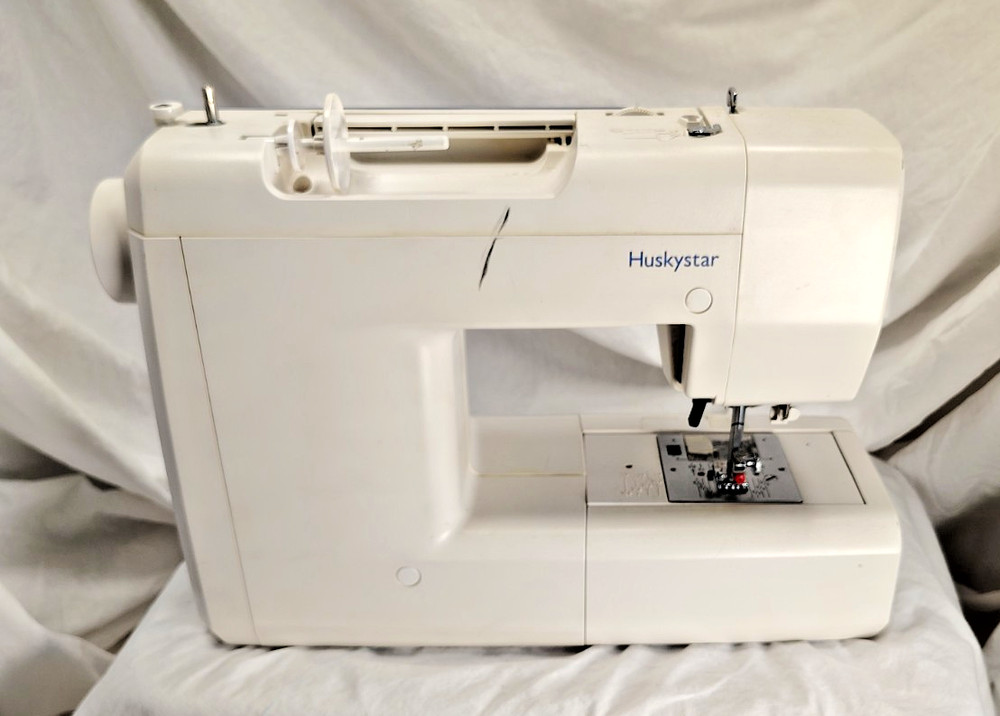 Husky Star sewing machine, #224, no power cord, untested