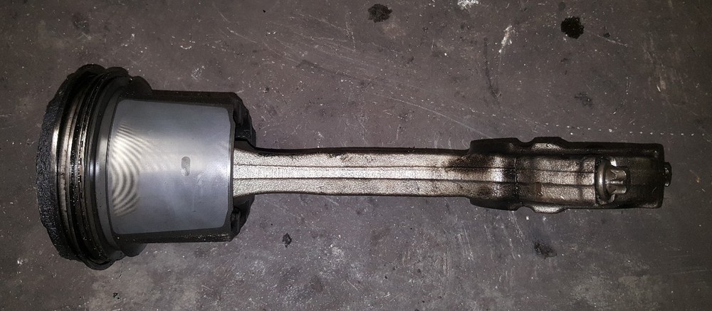 MAXXFORCE 13 ENGINE PISTON & CONNECTING ROD STU126011