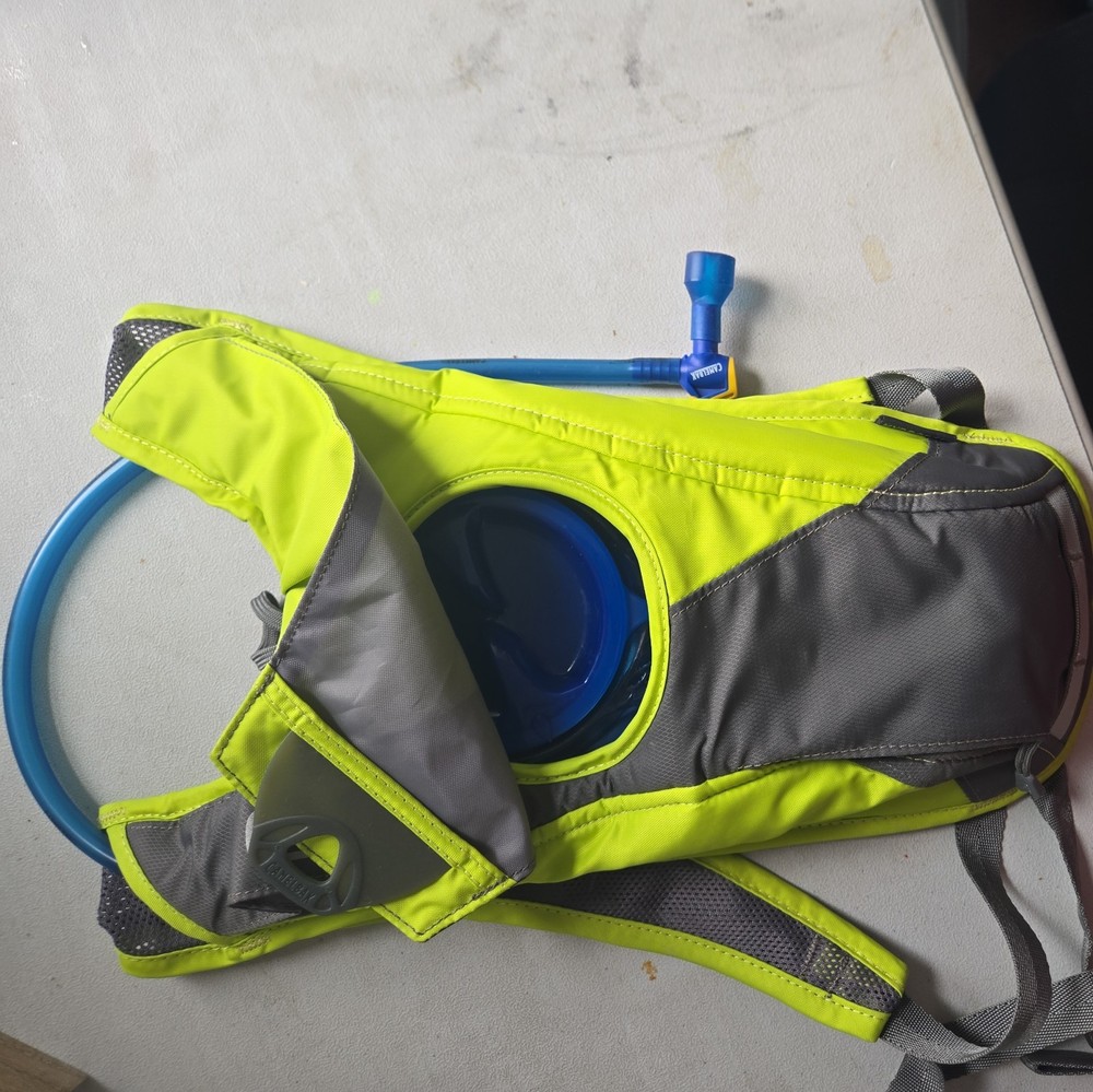Camelbak Hydration Backpack 50 Oz./ 1.5L Black Hydrobak