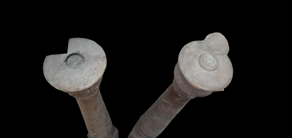 Pair Of Newel Posts *GAM0205