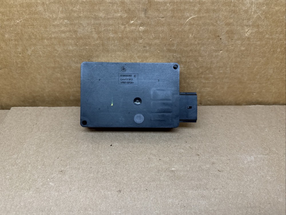 2013-2017 Buick Enclave Bumper Blind Spot Module Sensor 84440527