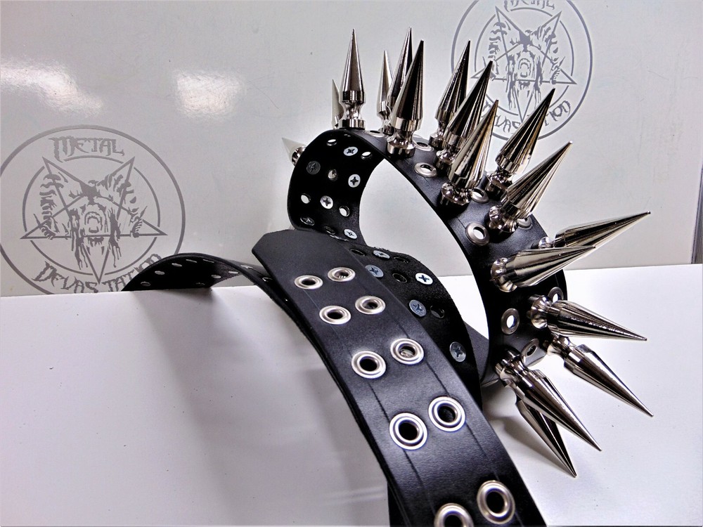 LEATHER SPIKED GUITAR STRAP. (MDLS0056)..... SUFFOCATION