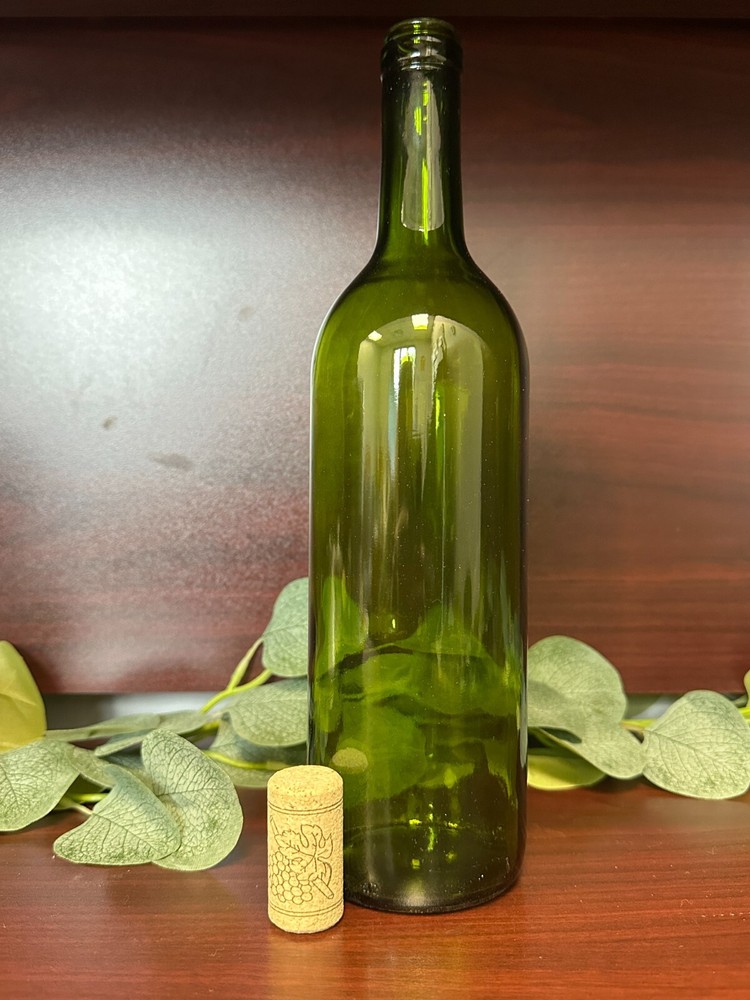 12 Bordeaux Wine Bottles, with Corks 750ml