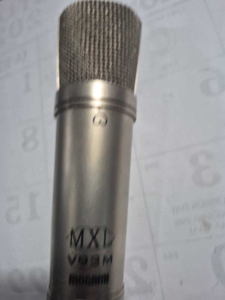 MXL V93M Condenser Microphone MOGAMI