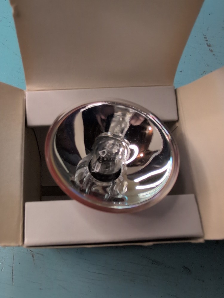 USHIO Halogen Projector Lamp Bulb EMM - NOS