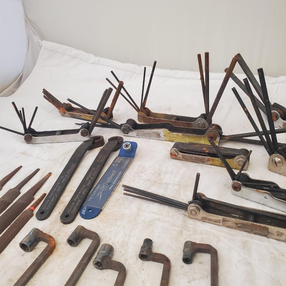 Lot of Assorted Blacksmithing Tools LOT 513