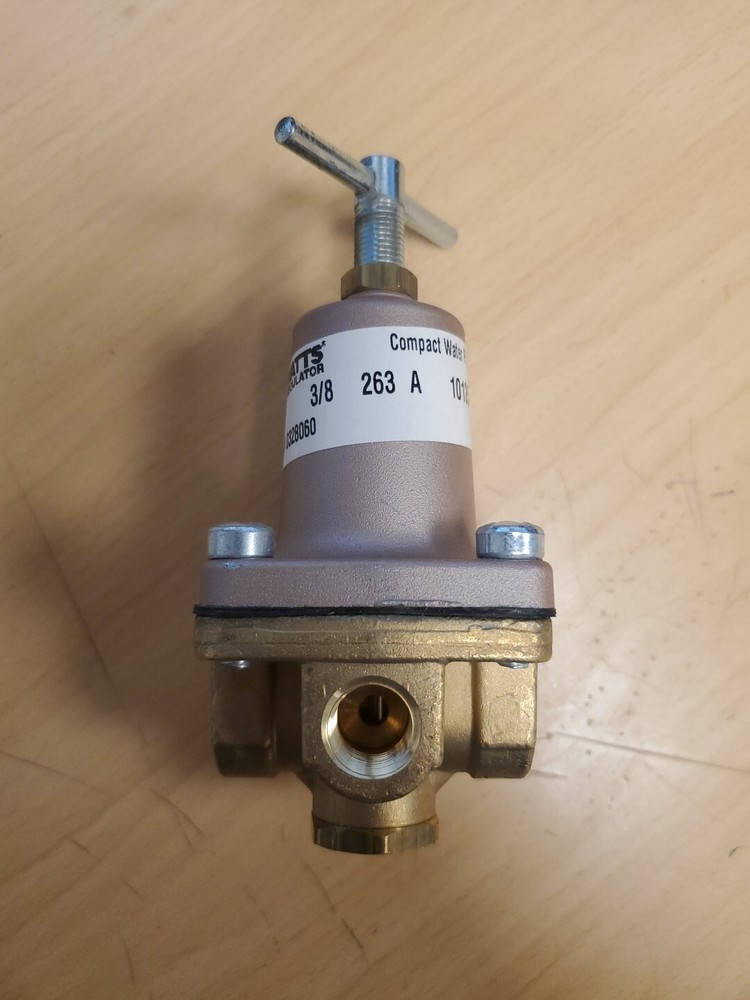 Compact Water Pressure Regulator LF263A
