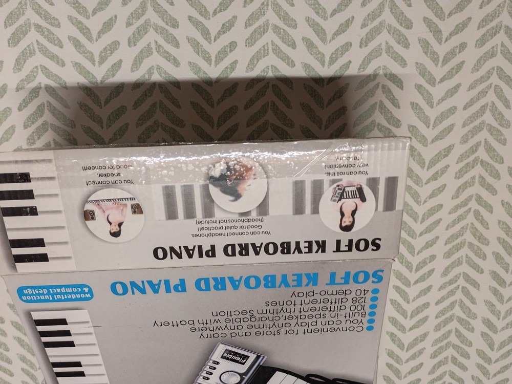 Hand Roll Soft Keyboard Piano - 61 Midi