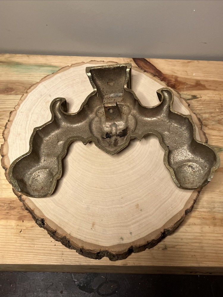 Vintage Brass LION'S HEAD ANDIRON / FIREDOG