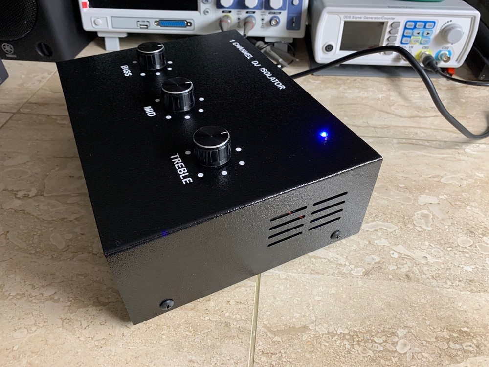 3 BAND STEREO DESKTOP DJ TONE FREQUENCY ISOLATOR