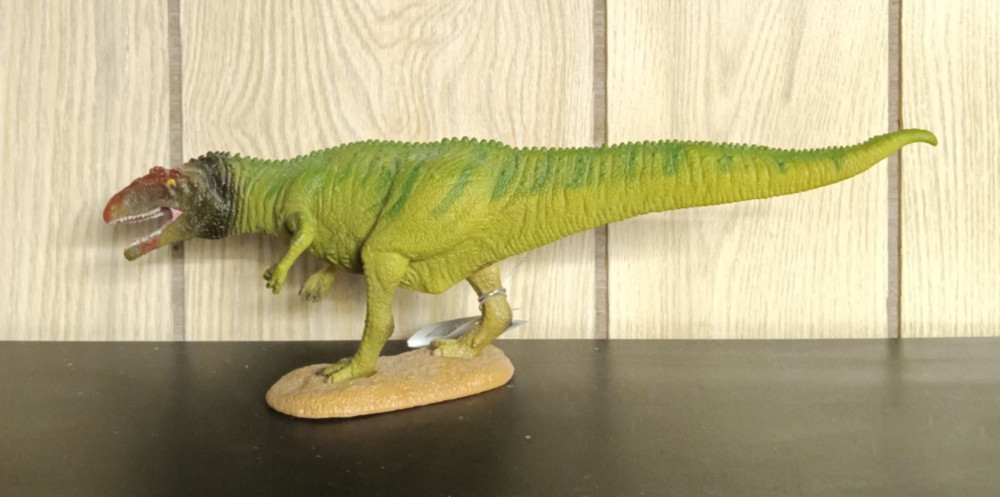 Collecta: retired Argentinosaurus (2012), retired Mapusaurus (2012)