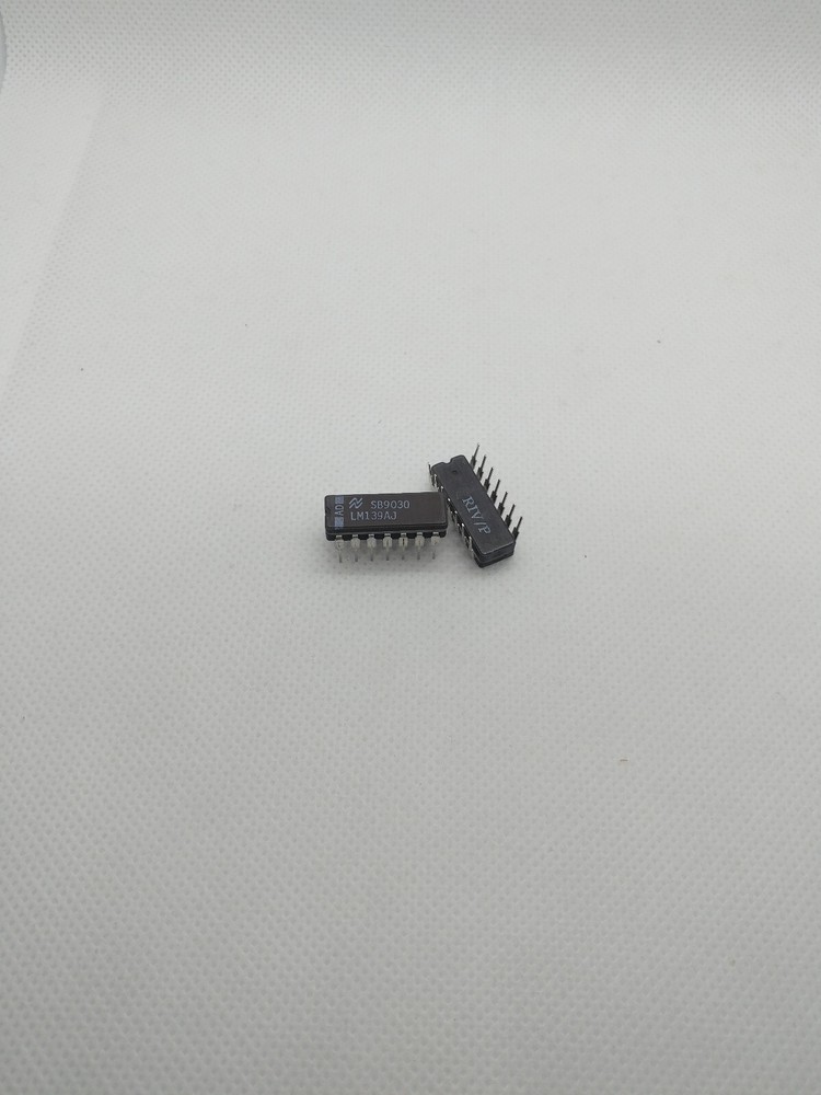10x NATIONAL LM139AJ Quad Comparator CERAMIC