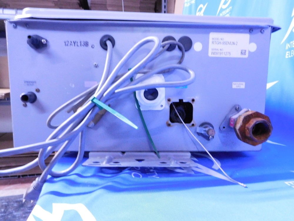 RHEEM TANKLESS WATER HEATER RTGH-95DLVN-2 BTU/HR 11,000/199,900 120V 228 GALLONS