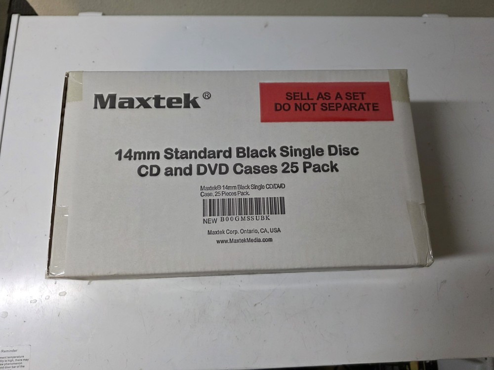 Maxtek Standard 14mm Black Single Disc DVD Cases with Outer Clear Sleeve 25 Pack