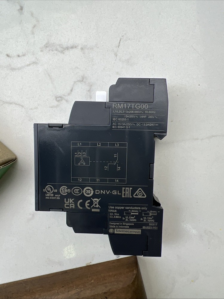 Schneider RM17TG00 Phase Control Relay